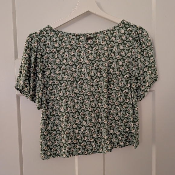 Hurley Sage Green Floral Button-Front Women's Blouse - Picture 3 of 5